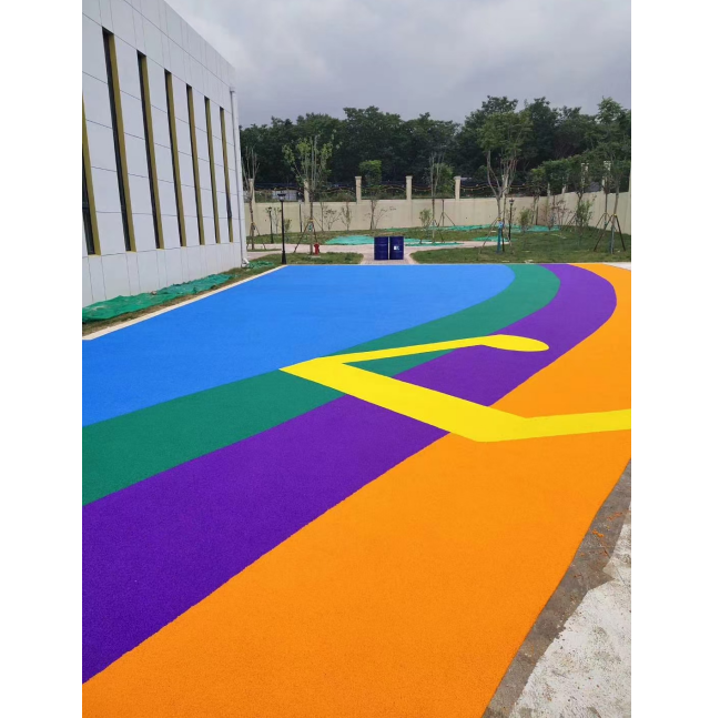 塑膠場地施工實景圖1